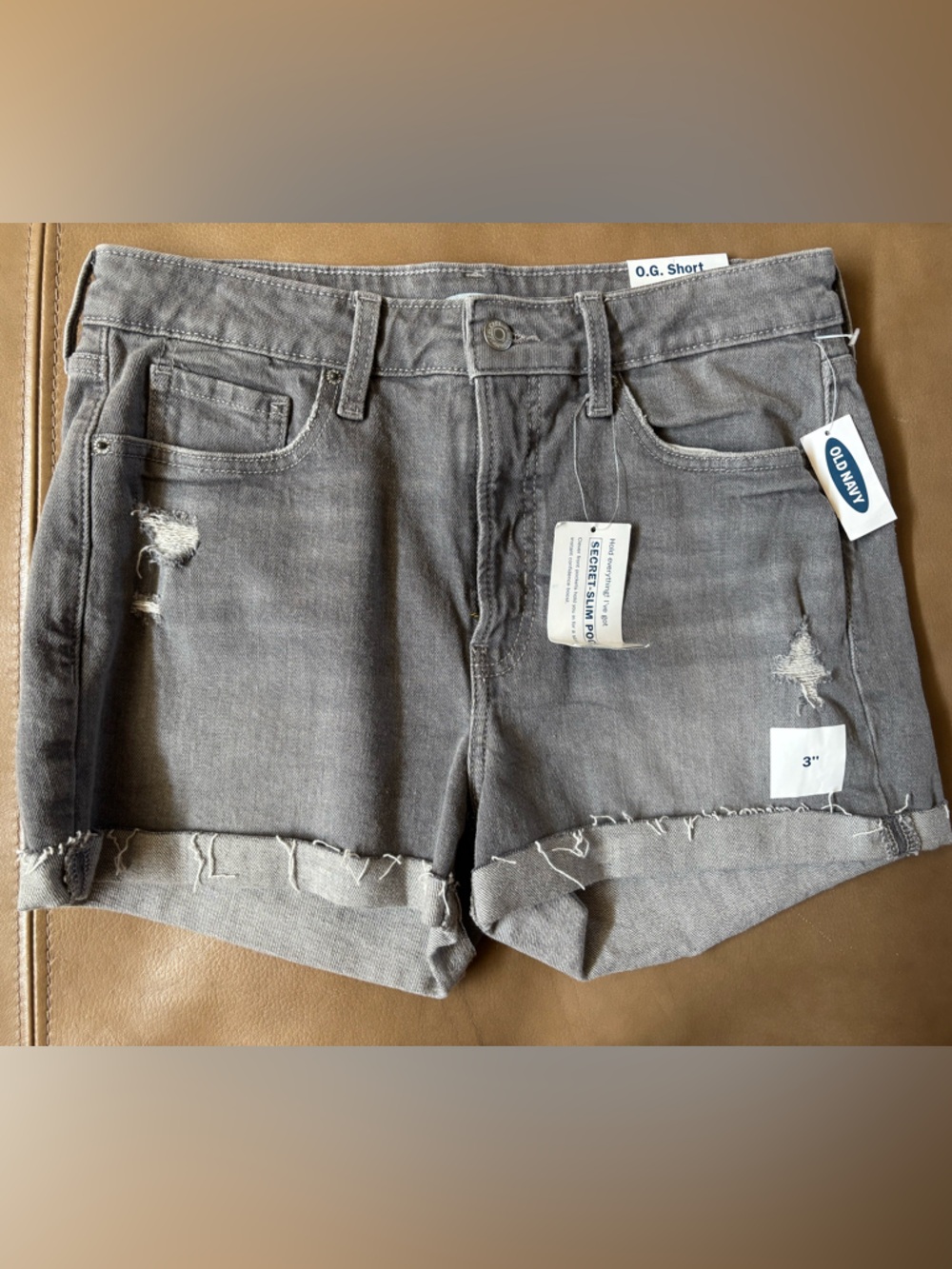 NWT Old Navy classic gray Distressed 3 inch Denim wide leg high waisted Shorts